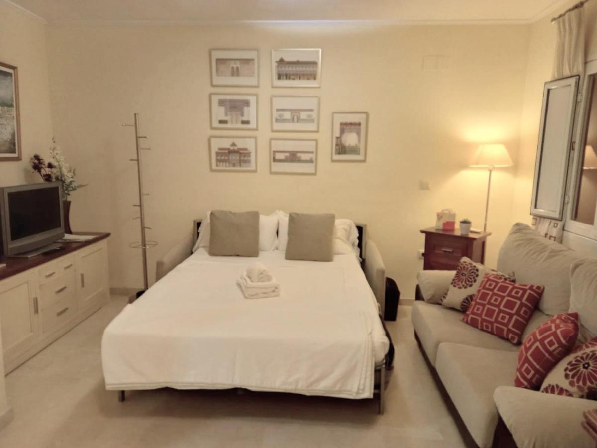 Apartamento Sauceda 7 セビリア エクステリア 写真